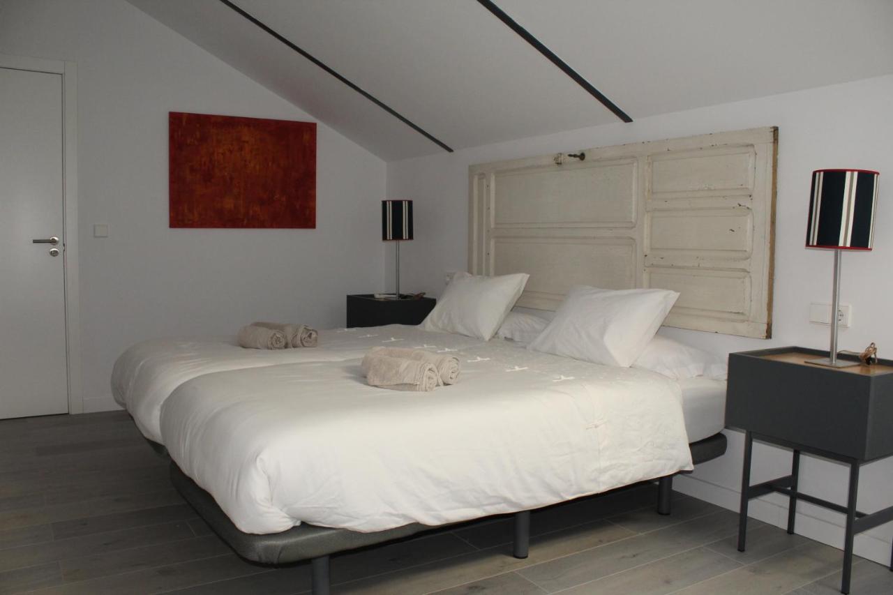 Cozy & Modern Apartment Hombre De Piedra Севілья Екстер'єр фото